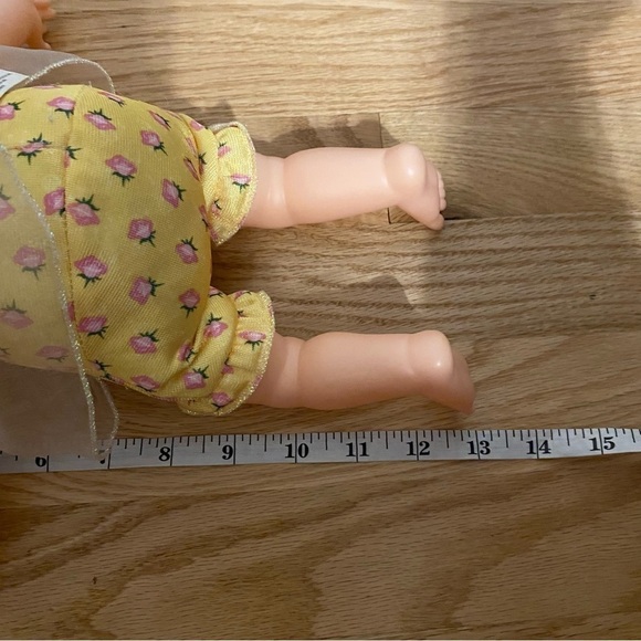 Disney Belle Tollytots Baby Doll Soft Body Hard Head Princess Vintage Yellow - Picture 8 of 8